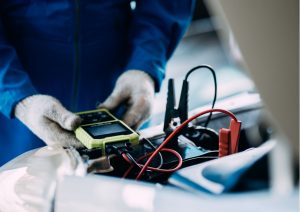 Bateria em Dia: Como a Checagem Regular Garante o Desempenho e a Segurança do Seu Veículo